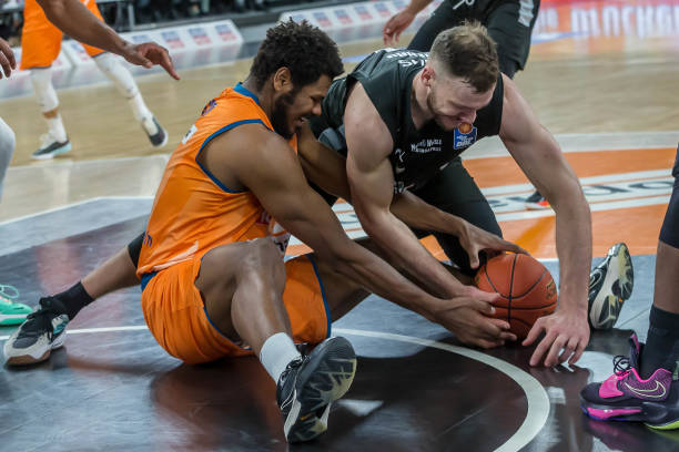 他的言语中 他的言语中