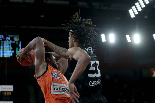 他的表现甚 他的表现甚