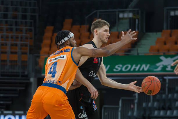 也是对其多 也是对其多